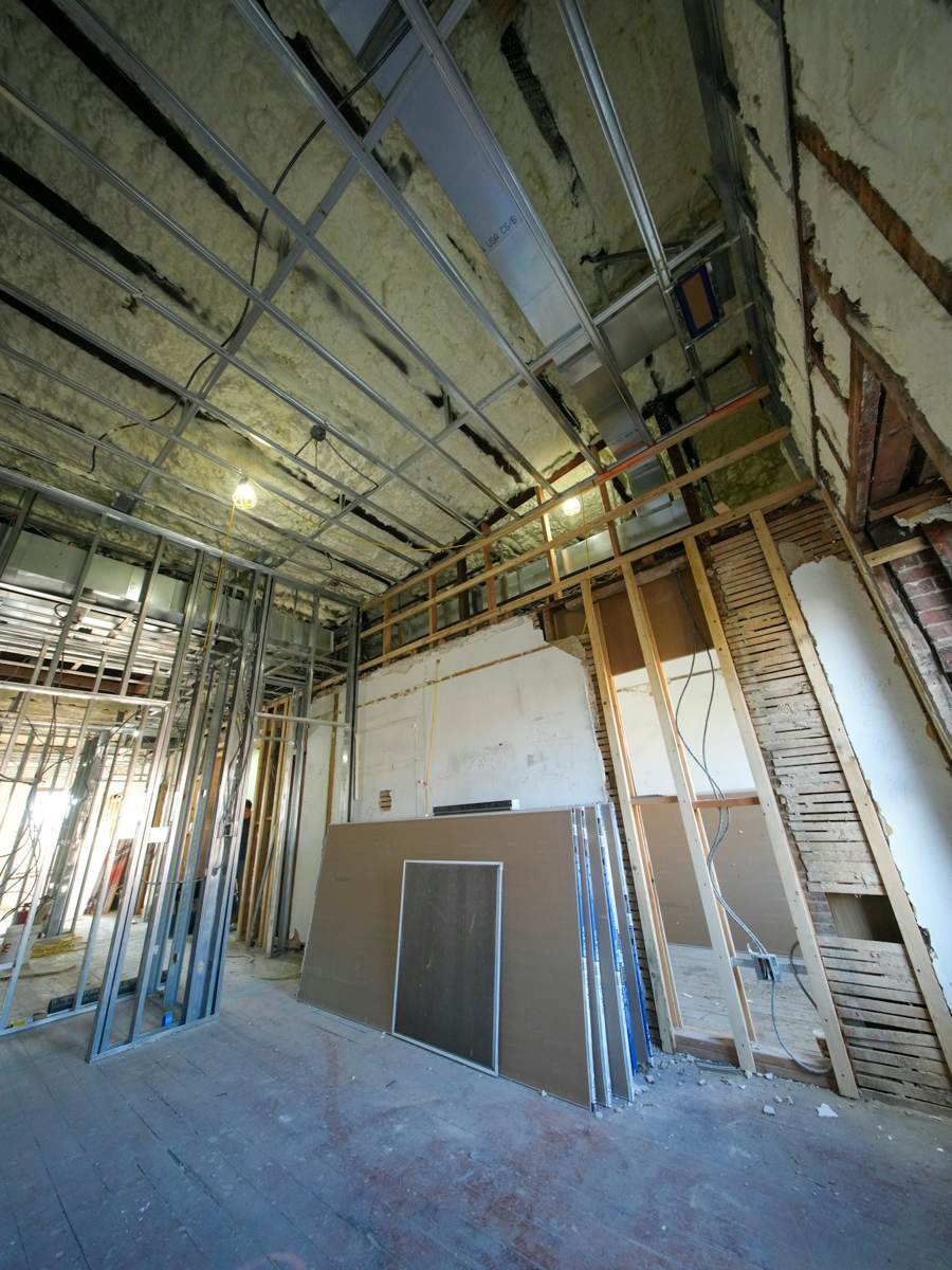 Estrutura em perfis de aço galvanizado leve (steel frame)
